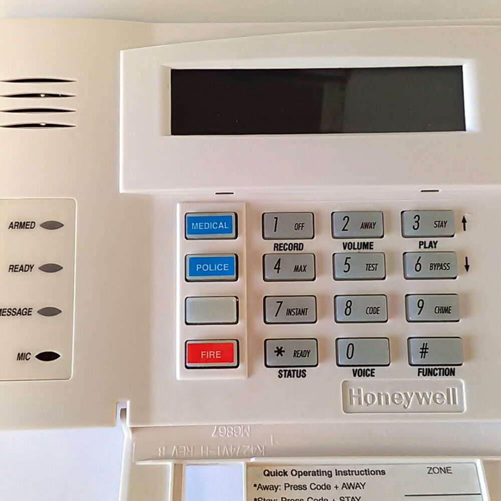 Honeywell 6160V Talking Alpha Display Voice Keypad Security Burglar Alarm Panel - Image 4