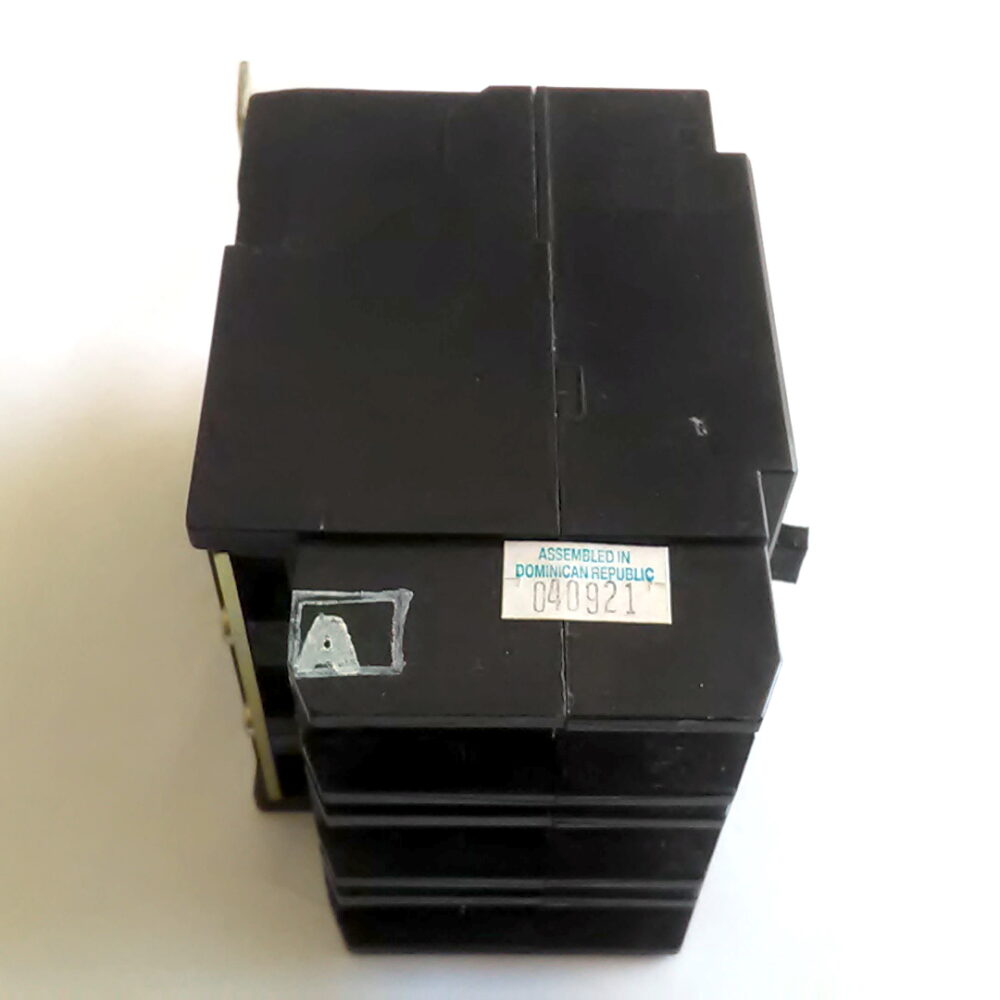 Cutler-Hammer 3 Pole 45 Amp GHB3045 3P 45A HACR Type Circuit Breaker - Image 6