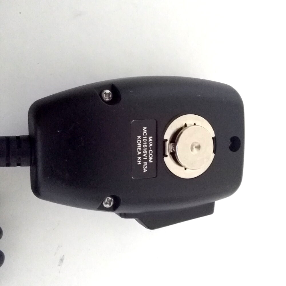 GE Orion M/A-COM Ericsson Radio with Control Head, Microphone & Mounting Bracket - Image 11