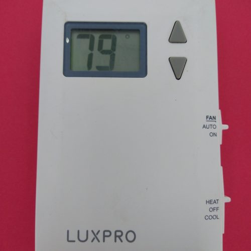 LuxPRO PSD011B Pro-Spec Battery Powered Digital Thermostat 2