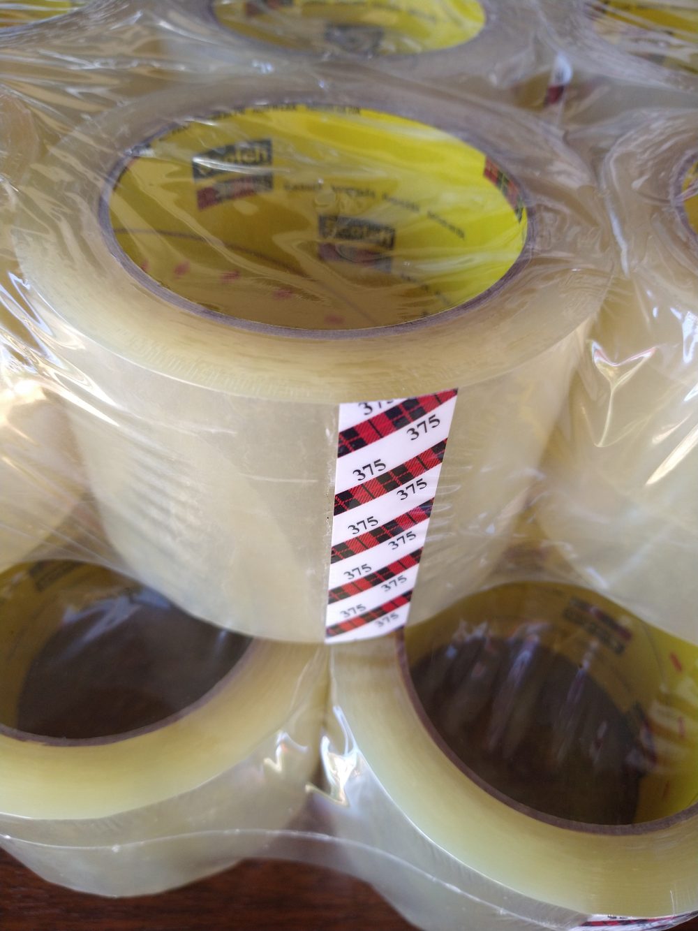 3M 375 SCOTCH CLEAR TAPE SEALING PACKAGING TAPE, 12-Roll Pack 2.83 In X 54.6 Yd - Image 4