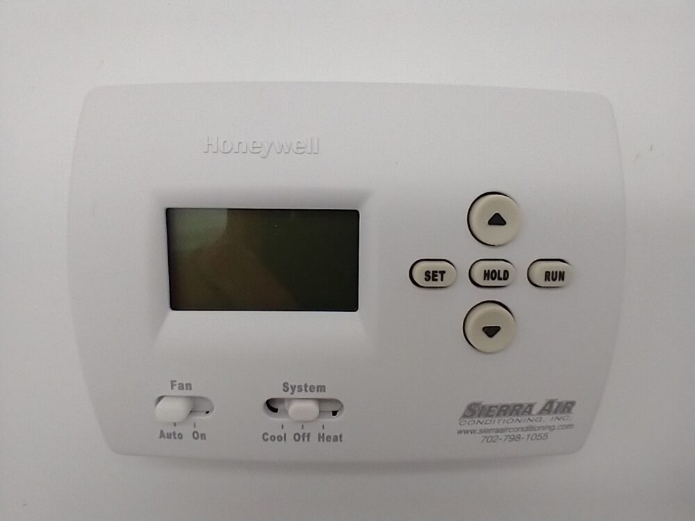 5-2 Programmable Thermostat TH4110D1007 PRO4000 Honeywell - Image 4