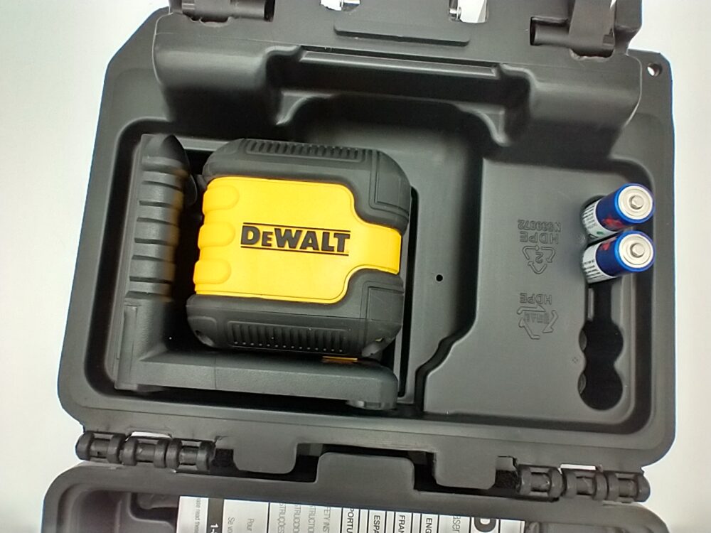 DeWalt DW08802CG 55' Range Green Beam Self Leveling Cross Line Laser, Case, Batteries - Image 7