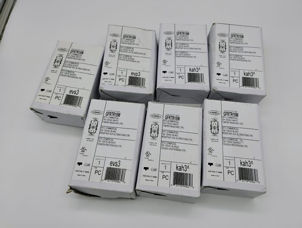 (7) HUBBELL GFRTR15W Heavy Duty Tamper Resistant Self Test GFCI Receptacle NEW - Image 2