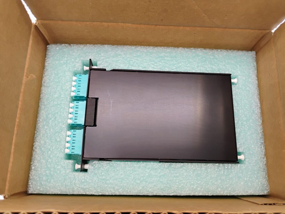 LEVITON SPLCS-244 SDX Pigtail Fusion Splice Module pre-loaded with duplex LC - Image 4