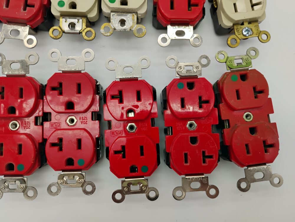 lot of 24 Hospital Grade Receptacle Duplex Outlet 20A 125V - Image 4
