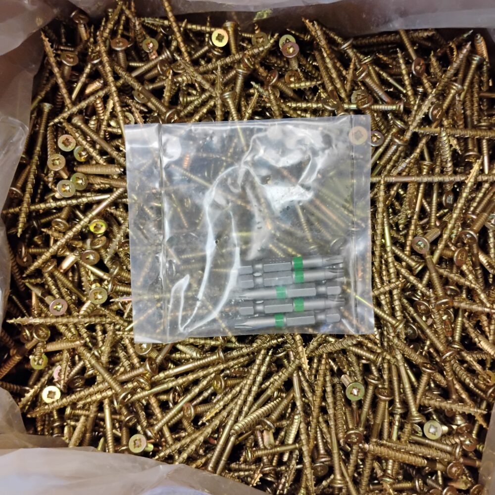20 lbs Grabber 10 x 3 in. Lox 2 Flat Scavenger Head Yellow Zinc Coarse Thread - Image 4
