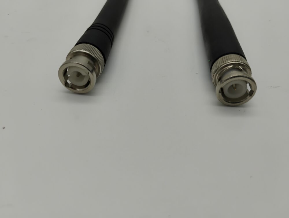 Lot of 2 BNC Male Antennas - Image 5