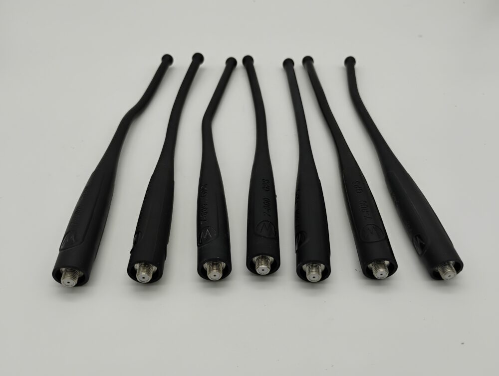 Lot of 7 Motorola 7-800 MHz GPS Antenna for APX 4000 6000 7000 8000 - Image 2