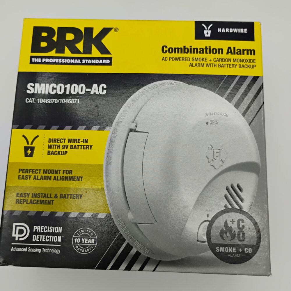 (4) First Alert BRK Alarm, (3) SMI100-AC Smoke, (1) SMICO100-AC Smoke/C. Monoxid - Image 3