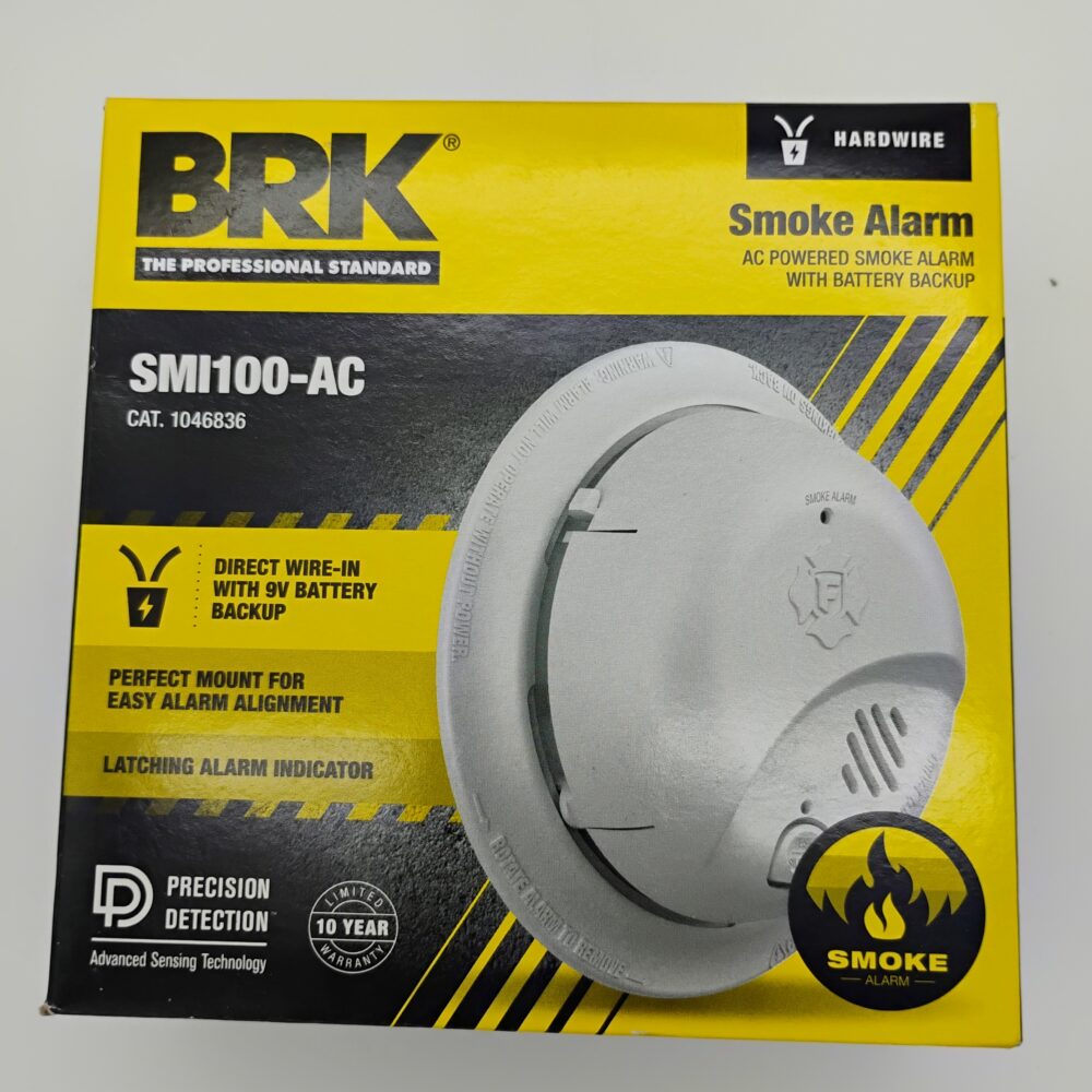 (4) First Alert BRK Alarm, (3) SMI100-AC Smoke, (1) SMICO100-AC Smoke/C. Monoxid - Image 8