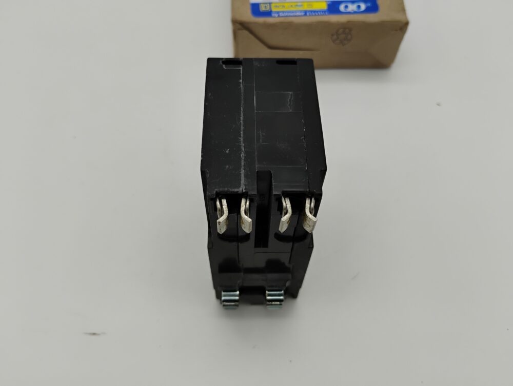 Square D QO2125CP 125A 2Pole 120/240V - Image 5