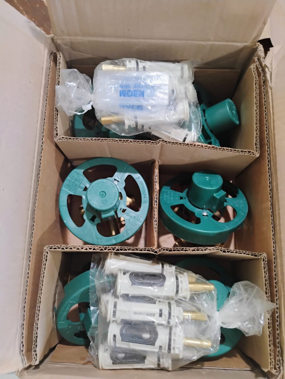 (12) Moen FP62320 Posi-Temp Tub and Shower Valve, Sweat Fit Connections - Image 4
