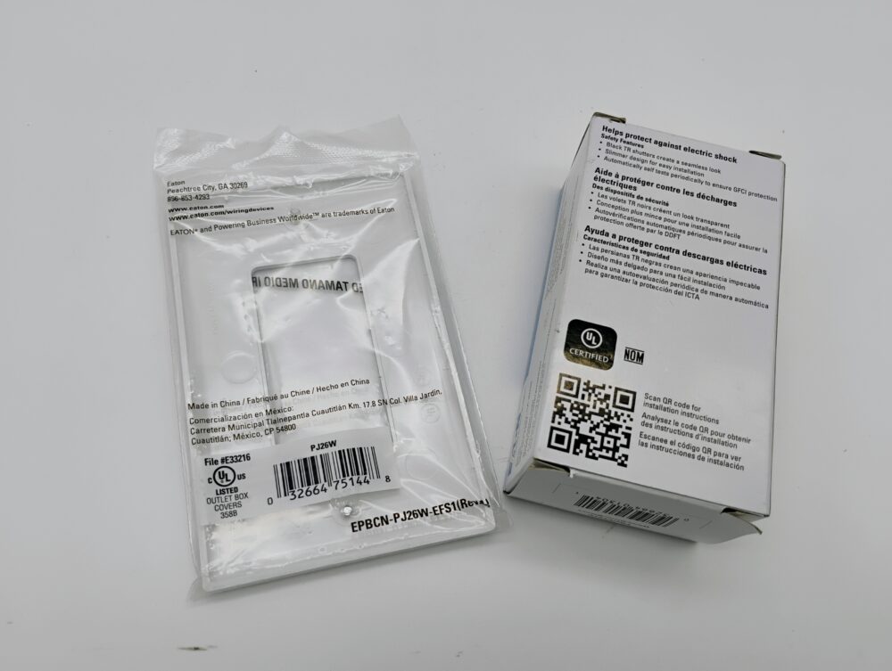 Eaton 15A Tamper Resistant GFCI Receptacle Arrow Hart Model Gf15 W/Plate TRGF15W - Image 3