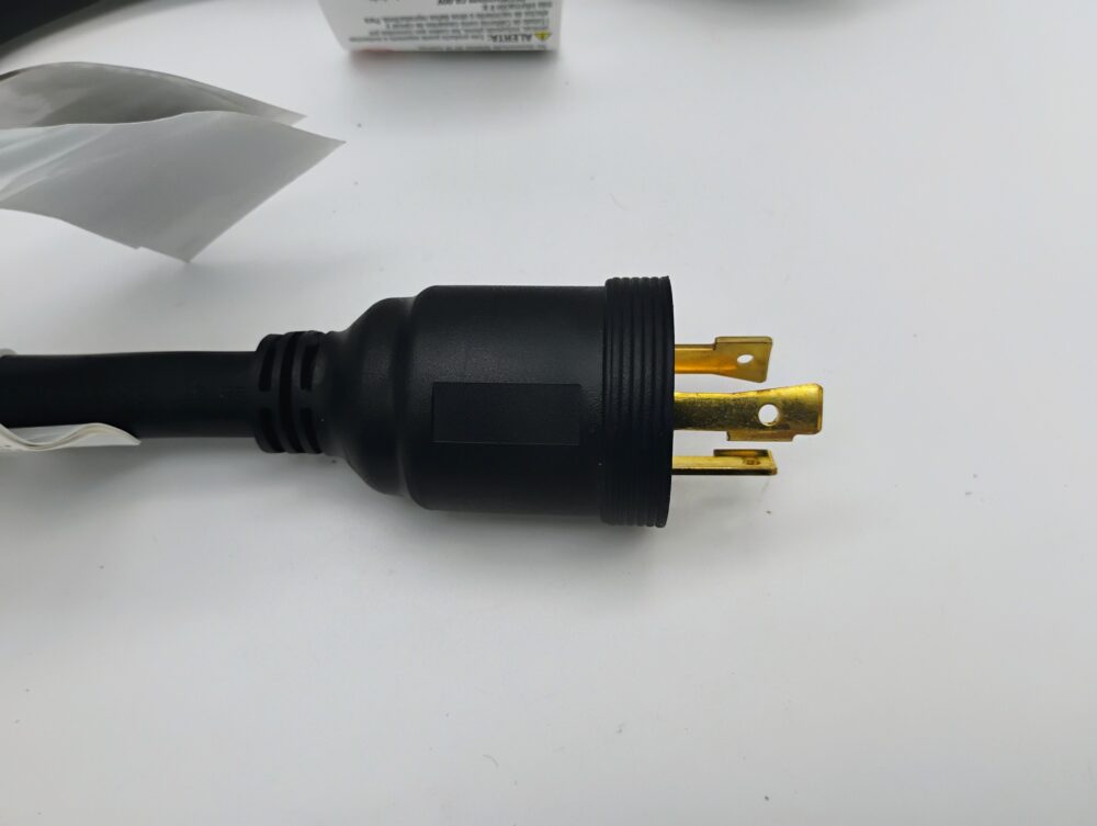 Tasco RV Adapter Kit: L14-30P & L5-30P to Right-Angle TT-30R (2 Adapters) - Image 4