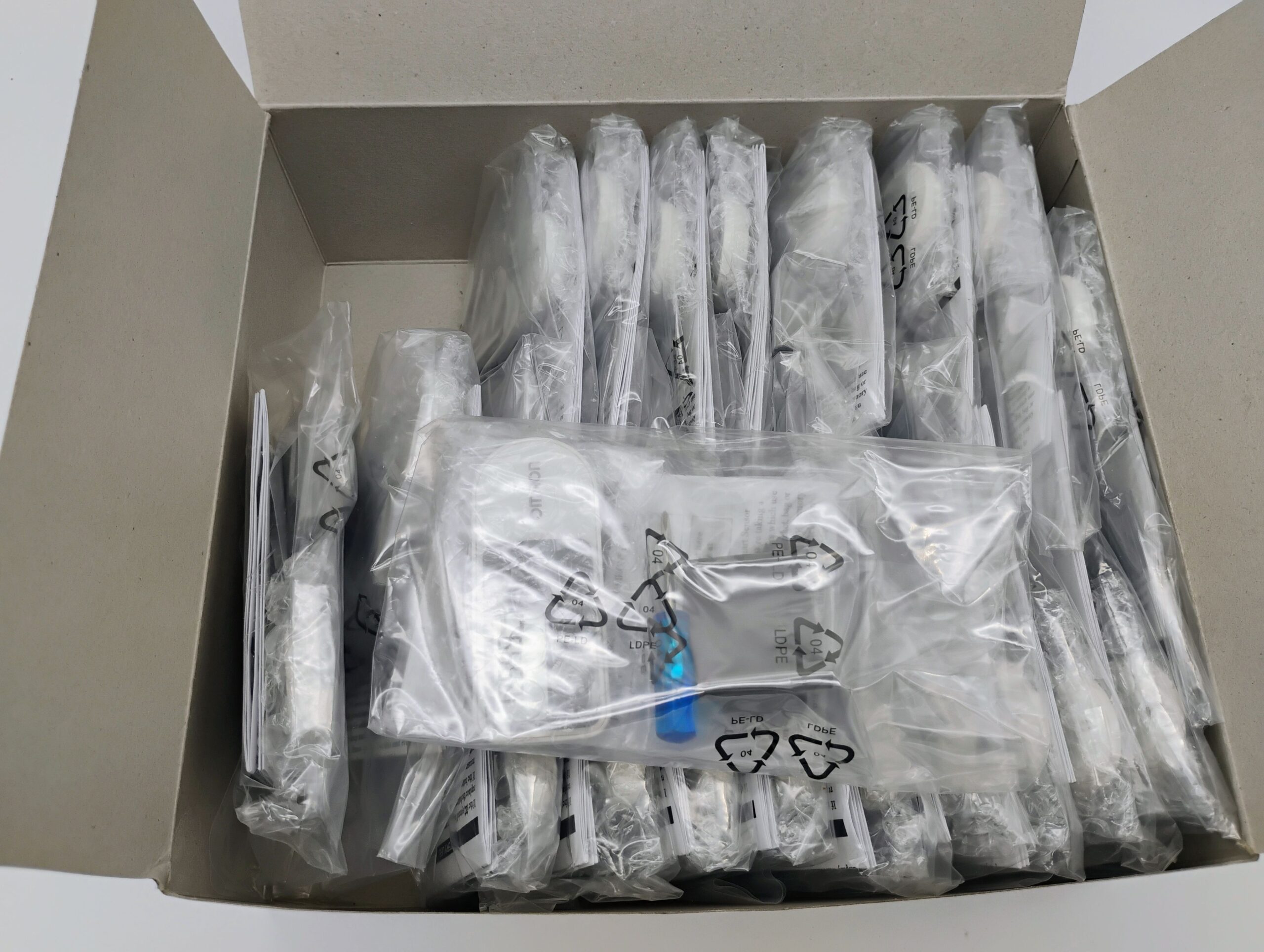 Omron HJ-320 Tri-Axis Pedometer Step Counter w/ Holder Works Great - Image 3