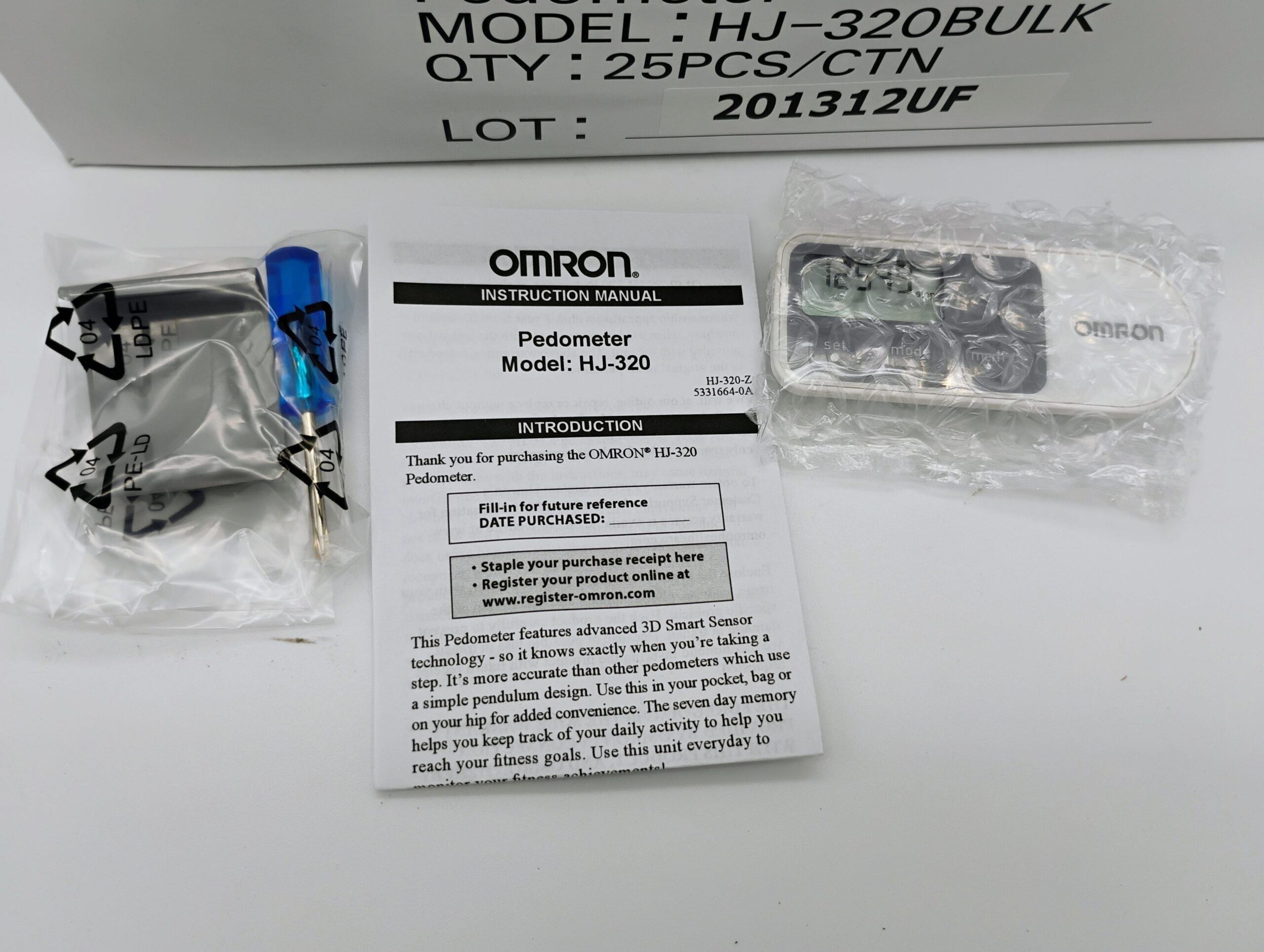 Omron HJ-320 Tri-Axis Pedometer Step Counter w/ Holder Works Great - Image 2