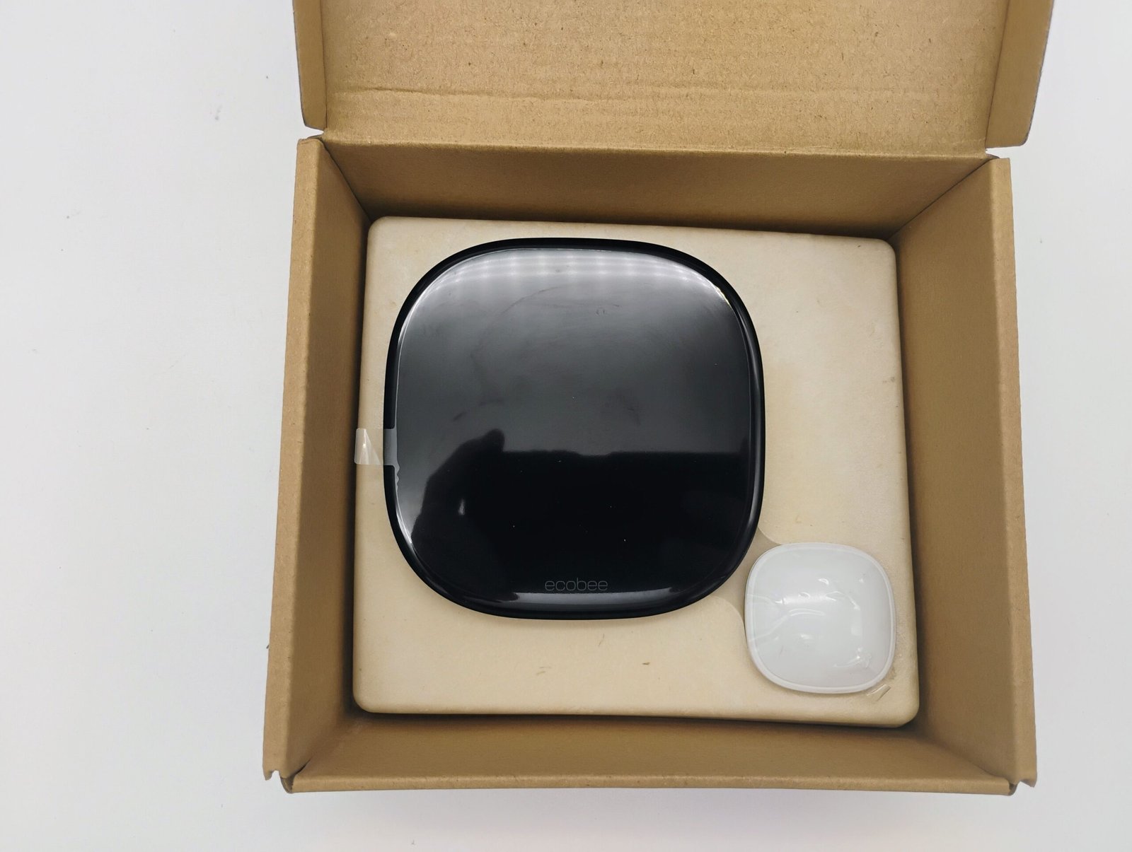Ecobee Smart Thermostat Premium (EBSTATE601) — image 4 of 8