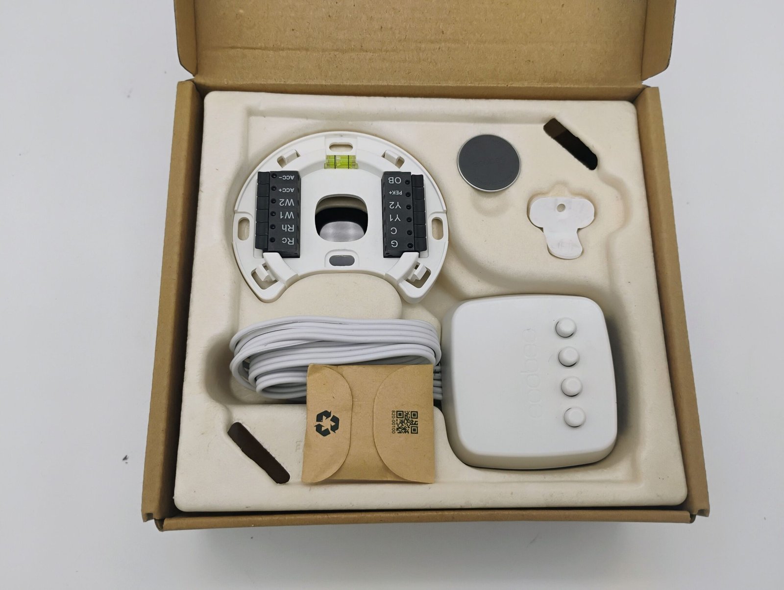 Ecobee Smart Thermostat Premium (EBSTATE601) — image 5 of 8