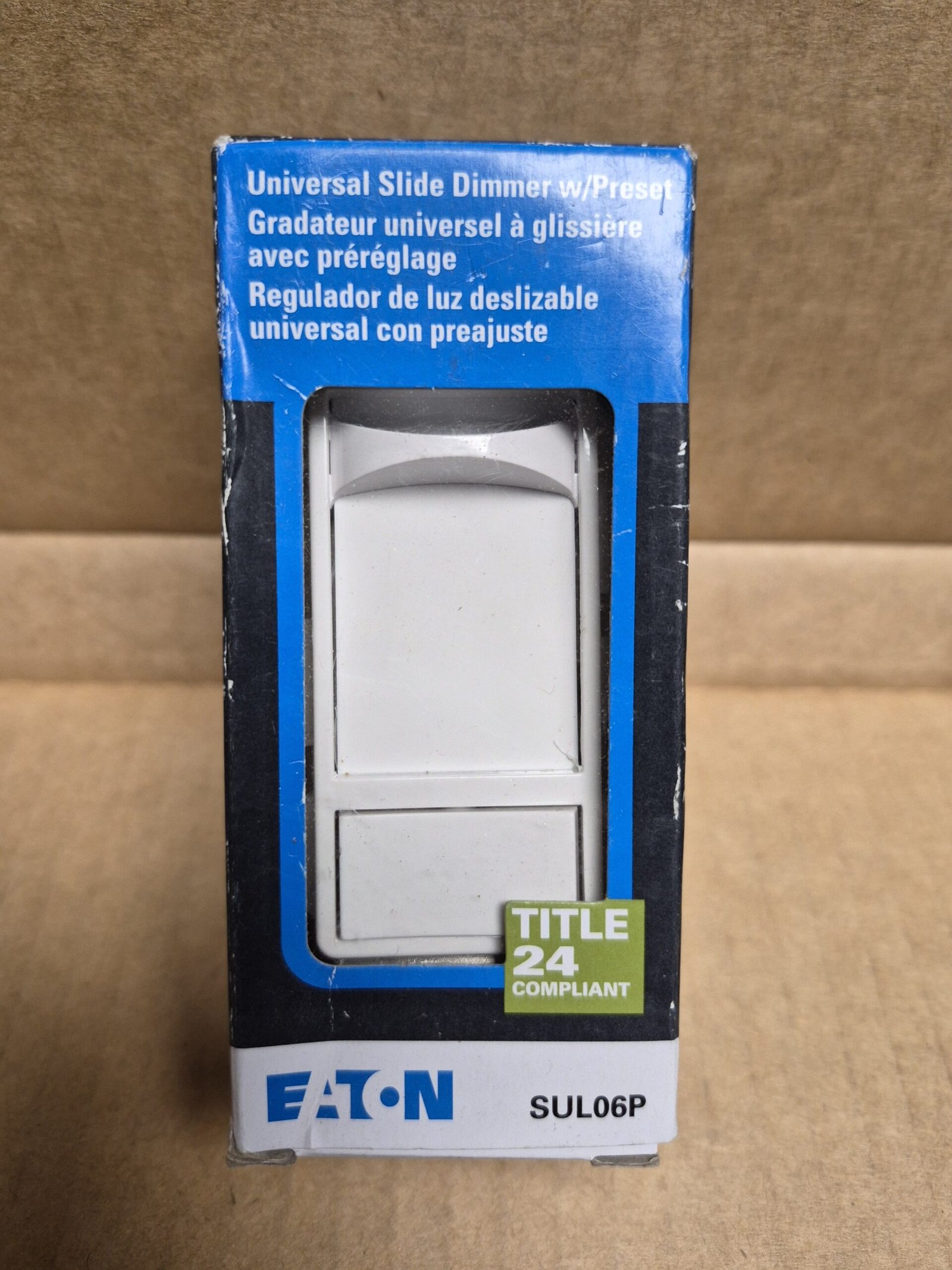 Lot of 8 Eaton SUL06P-W 1-Pole 3-Way Slide Dimmer with Preset — image 7 of 8