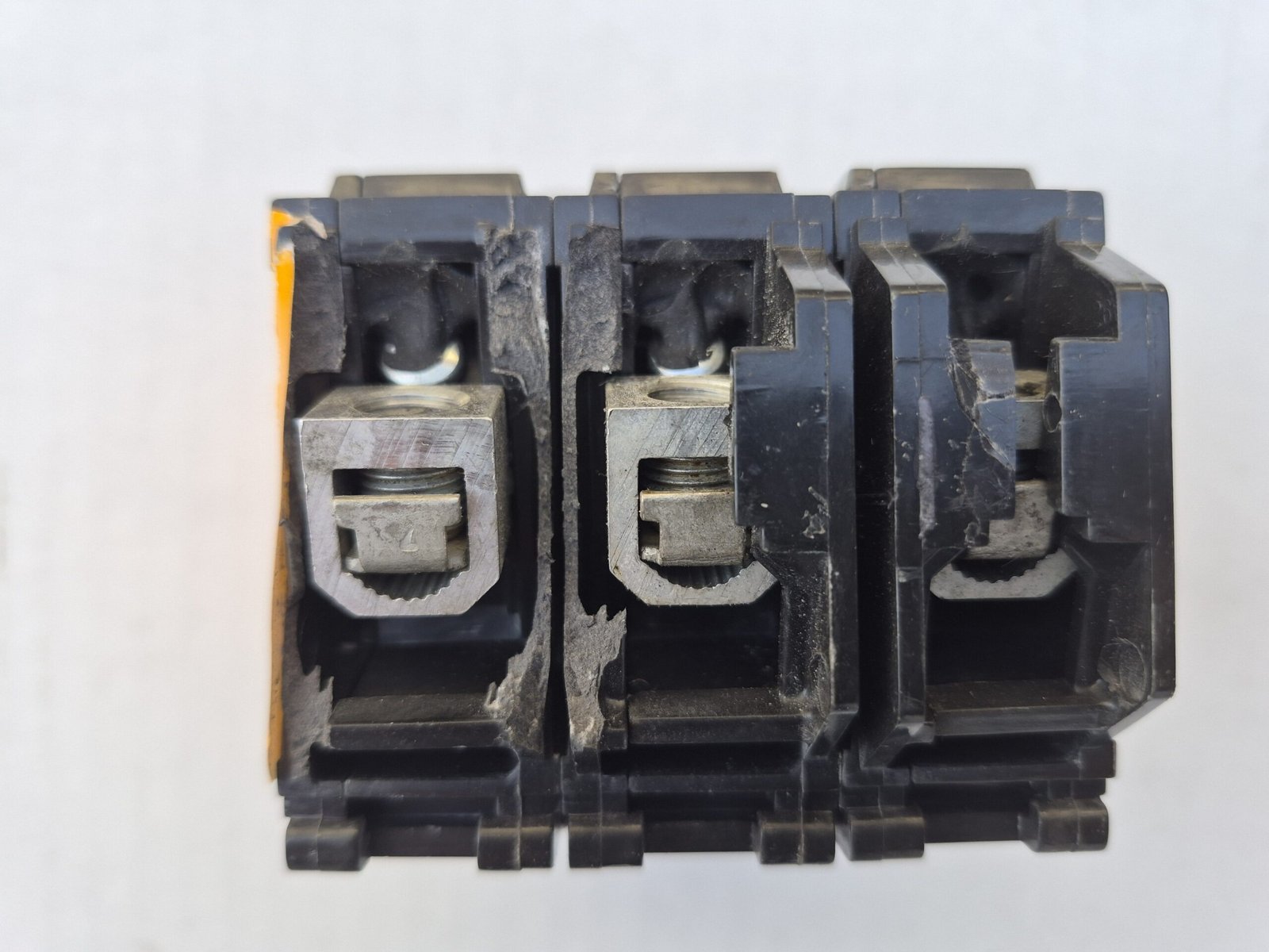 ABB 100 Amp 1 in. 3-Pole Circuit Breaker (THQL32100A) THQL32100A — image 3 of 11