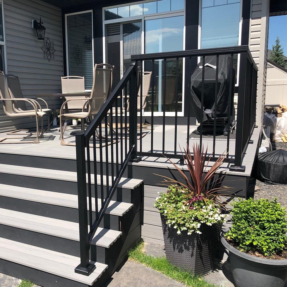 PEAK Aluminum Railing 3 in. H x 2.5 in. W Matte Black Aluminum Deck Railing Horizontal Angle Bracket Kit for 36 in. high system 36951 — image 2 of 14