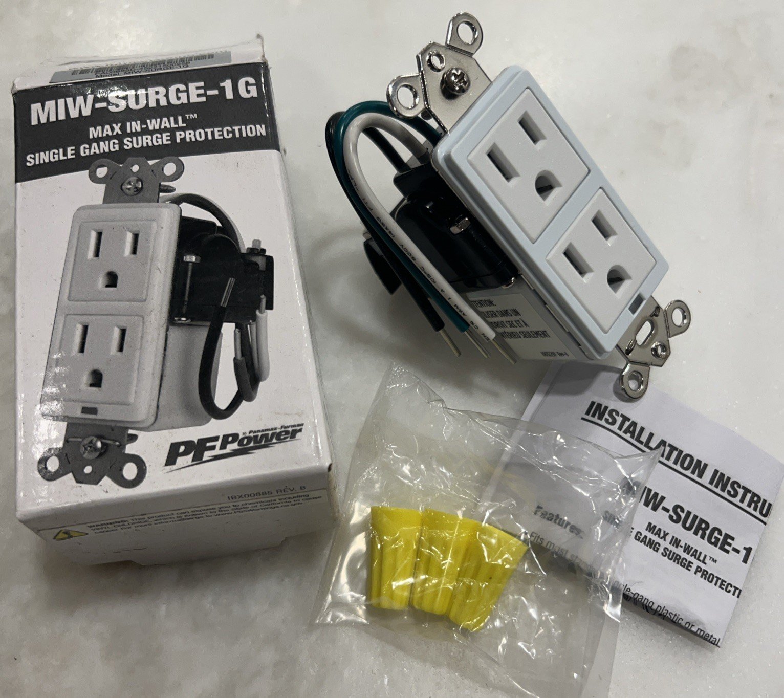 In Wall Surge Protector Panamax MIW-SURGE-1G Dual AC Outlet Plug 15A. - Image 3