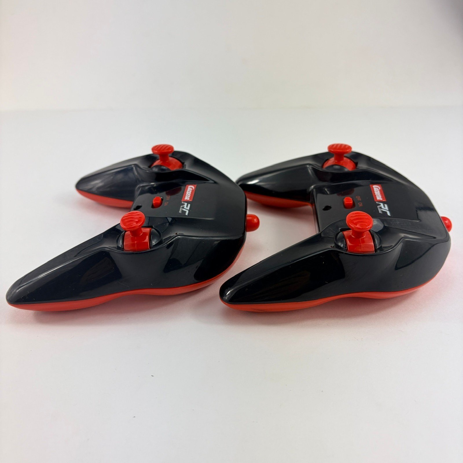 Lot of 2 Carrera RC Mario Kart Yoshi Mach 8 2.4 GHz Replacement Transmitters — image 7 of 10