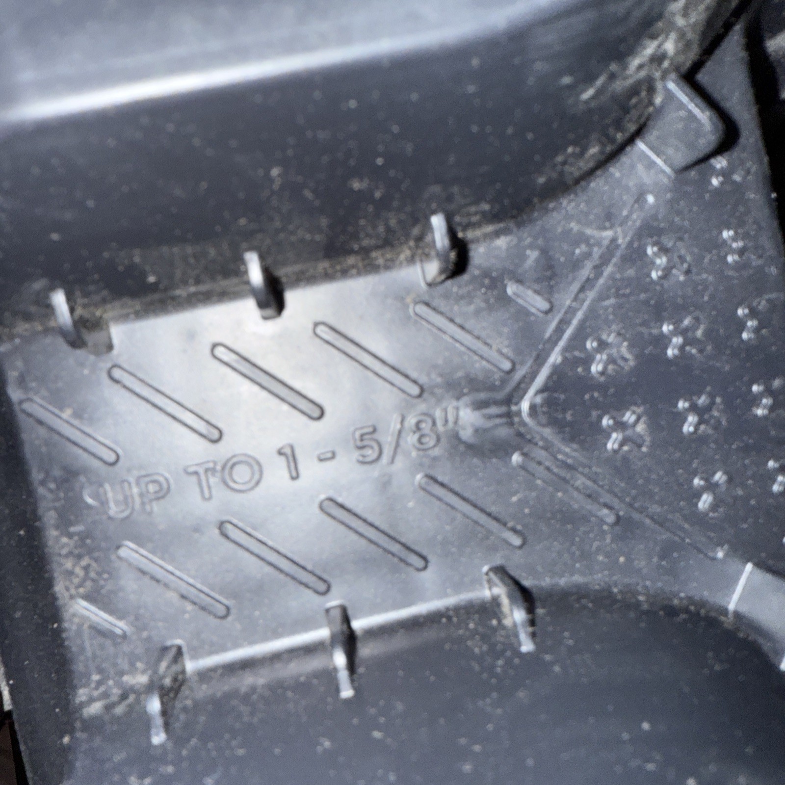 CAMO Deck Block 15.75" x 15.75" x3.5" Heavy-Duty Polyolefin Cinder Block 8-Count - Image 11